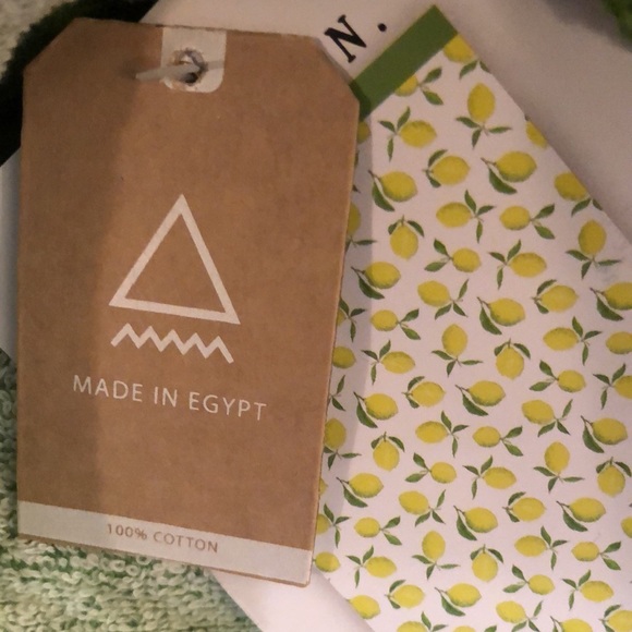 🍋Rae Dunn SUNNY DAYS Beach Towel🍋 - Picture 3 of 6